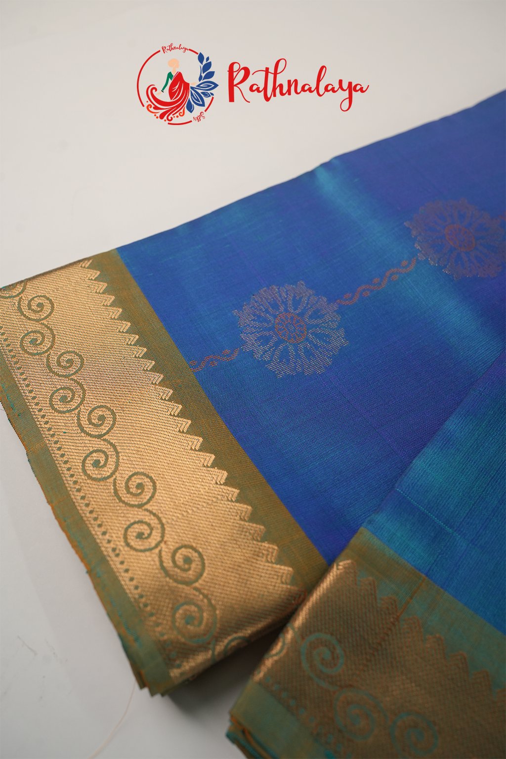 Neelambari Grace Saree