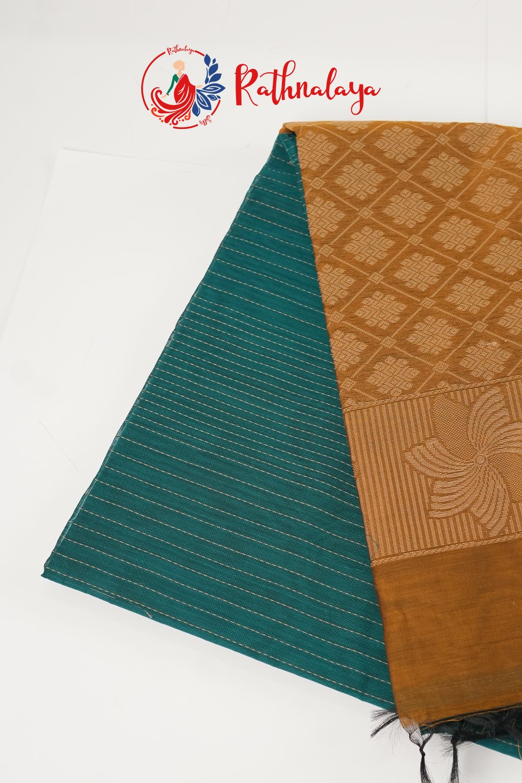 Svarna Neelambari Saree